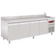 Diamond Koelwerkbank met Spoelbak en Opstaande Rand | 550L | 4 Deuren 1/1 GN | -2°C/+8°C | Geventileerd | 2260x700x866/960(+85)mm