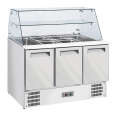 Diverso By Diamond Horeca Saladette | 3 Deuren 1/1 GN | Boven 4x 1/1 GN | Statisch | Ventilator | Glasopzet | Snijblad | 1365x700x850mm