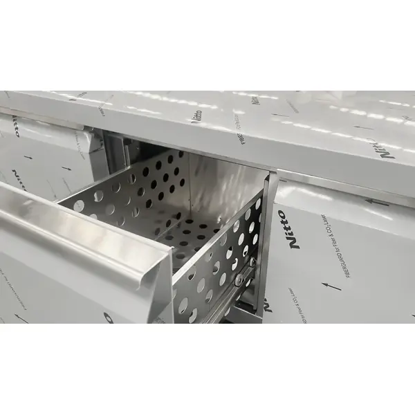 Unnicool Koelwerkbank | Laag Model | 3 Laden 1/1 GN | -2°C/+8°C | Geforceerd | Wielen | 1610x700x600mm - Afbeelding 3
