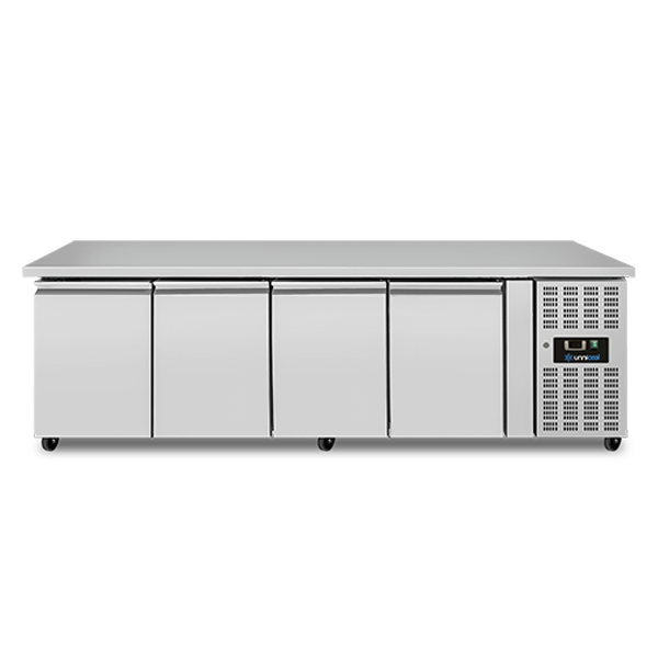 Koelwerkbank | 550L | 4 Deuren (1/1 GN) | +2°C/+8°C | Geforceerd | Wielen (Geremd) | 2230x700x850mm